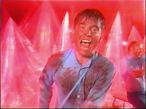 Kliché - Bag de Røde Bjerge – musikvideo
